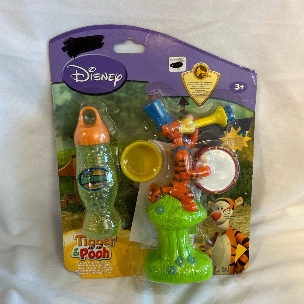 FACTORY SEALED Tigger Winnie The Pooh Bubble Toy Set Y2K / Vintage